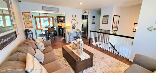 North Middletown, NJ 07748,562 Palmer Avenue