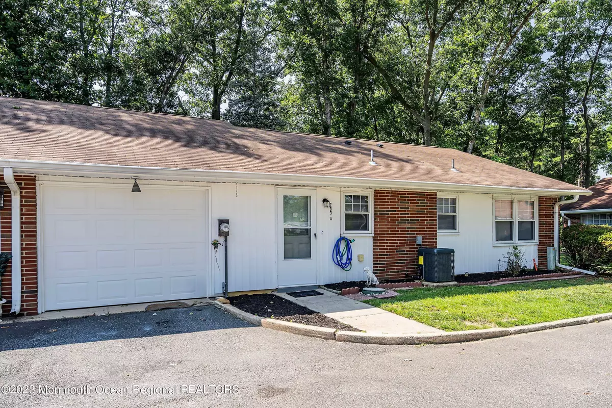 Lakewood, NJ 08701,283 Kingston Court