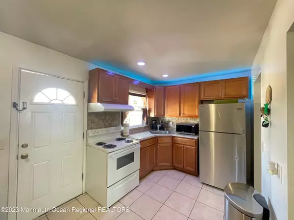 Perth Amboy, NJ 08862,454 Packer Place