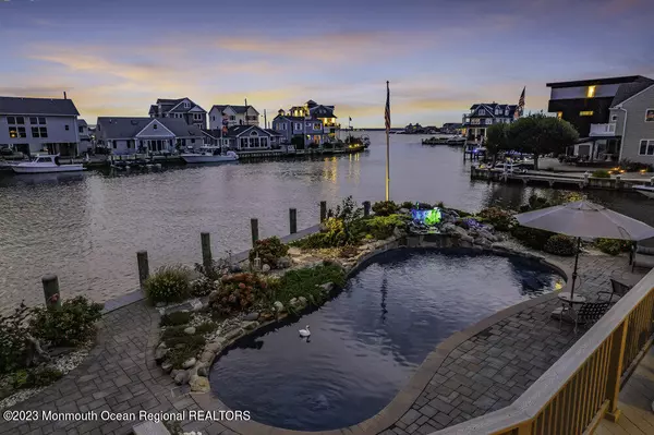 Lavallette, NJ 08735,250 Silver Beach Road