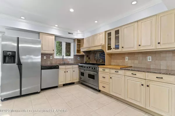 Spring Lake Heights, NJ 07762,5 Rosewood Drive