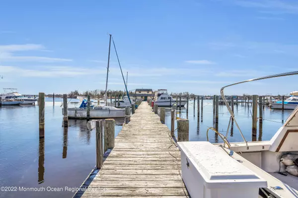 Toms River, NJ 08753,89 E Water Street