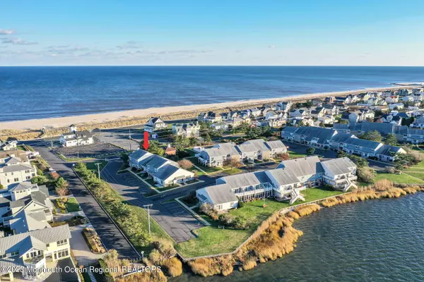 100 Seaview Avenue #2A, Monmouth Beach, NJ 07750