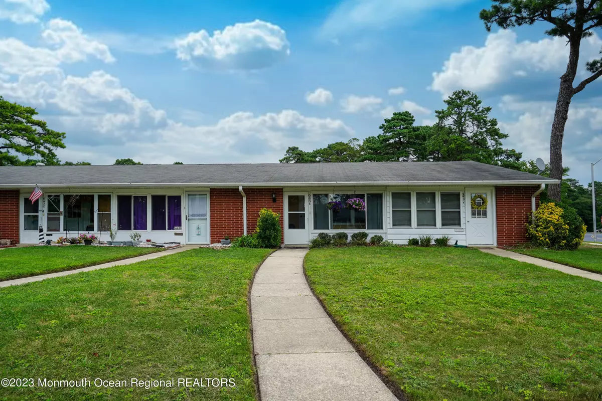 Lakewood, NJ 08701,643 Plymouth Drive