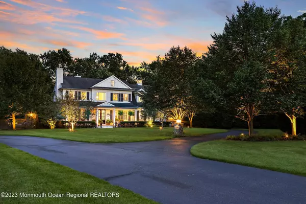 Rumson, NJ 07760,10 Bay Street