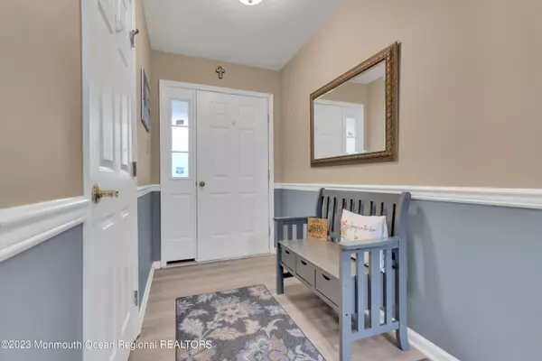 Manahawkin, NJ 08050,165 Nautilus Drive