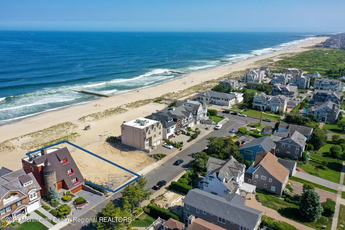 Sea Girt, NJ 08750,712 Morven Terrace
