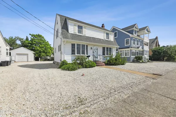 Seaside Park, NJ 08752,4850 C Street