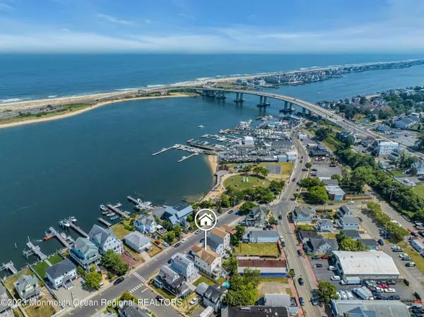 Highlands, NJ 07732,17 Shrewsbury Avenue