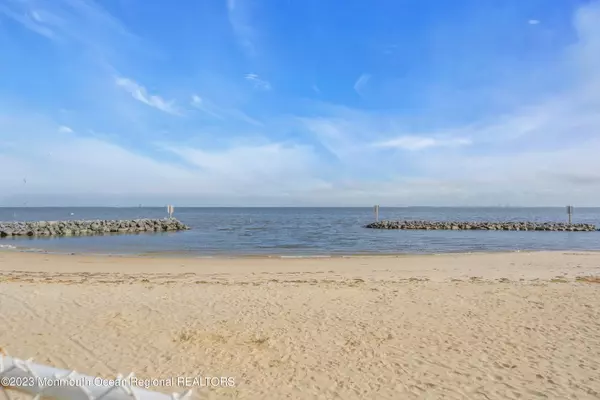 Little Egg Harbor, NJ 08087,106 Mariners Pointe E