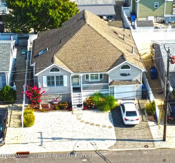 Lavallette, NJ 08735,120 Island View Drive