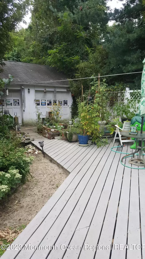 Lakewood, NJ 08701,52 Monterey Circle