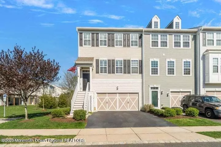 126 Beacon Lane #701, Eatontown, NJ 07724