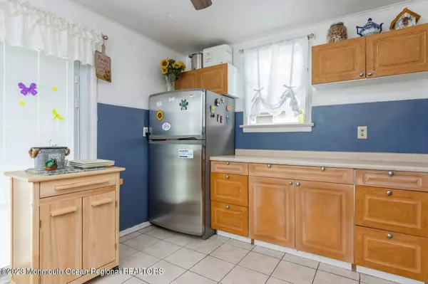 Matawan, NJ 07747,99 Highfield Avenue