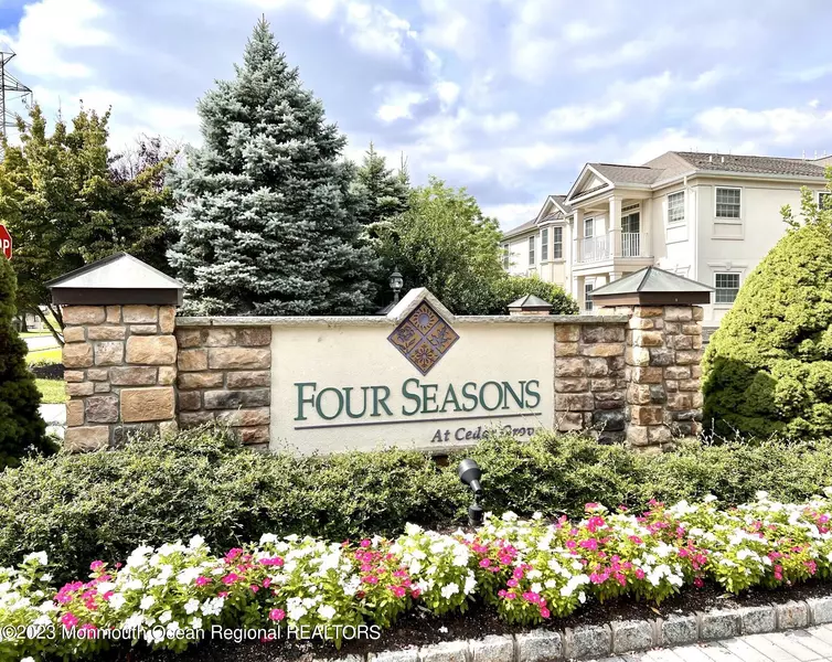 1012 Holly Lane #120, Cedar Grove, NJ 07009