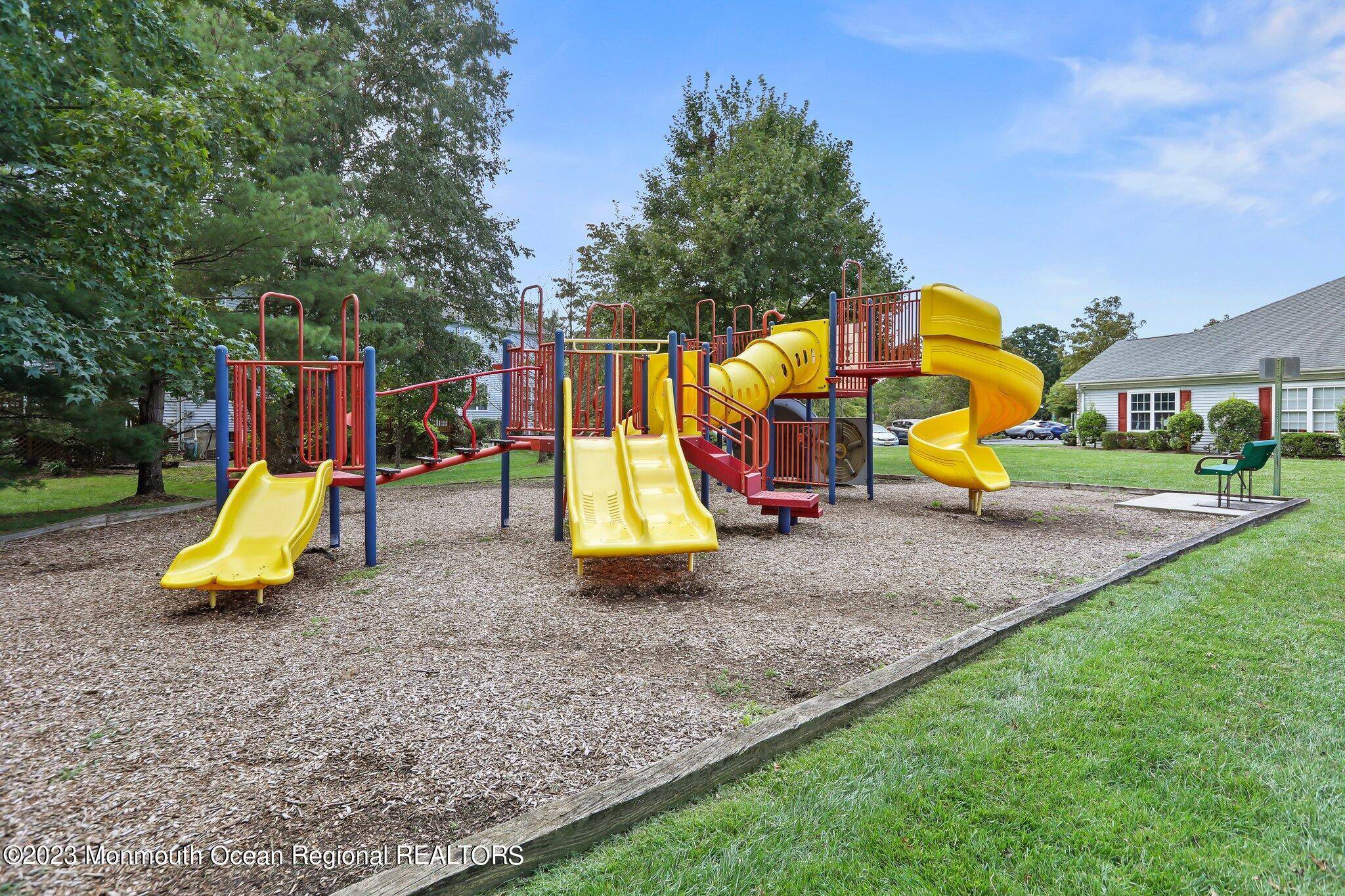 Old Bridge, NJ 08857,17 Rozalyn Lane