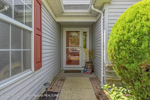 Lakewood, NJ 08701,78 Ivy Hill Road