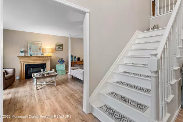 Lanoka Harbor, NJ 08734,402 Hidden Harbor Place