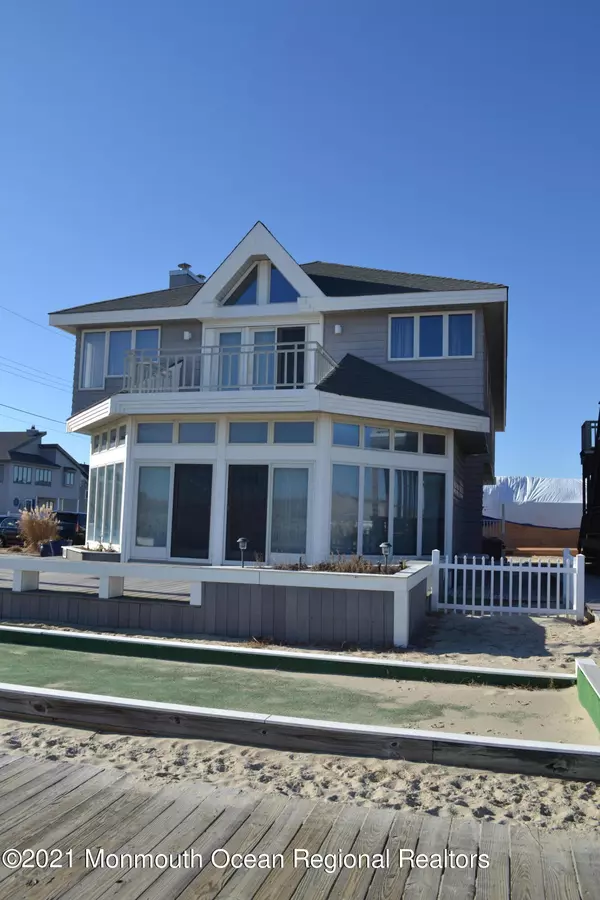 Lavallette, NJ 08735,106 Oceanfront