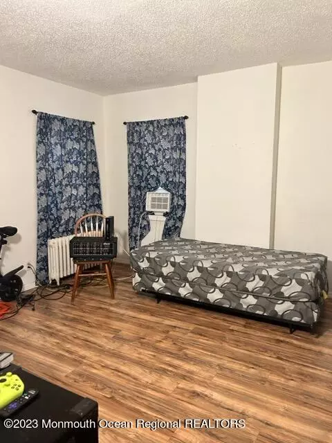 Trenton, NJ 08618,46 New Rose Street