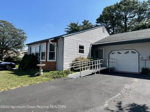 10 Berwick Street #64, Whiting, NJ 08759