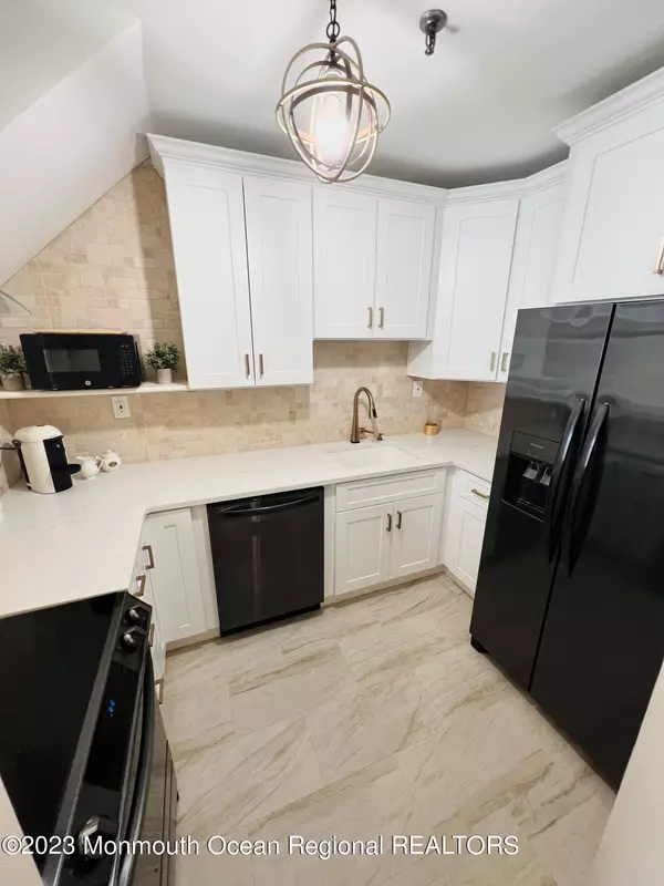 Hoboken, NJ 07030,230 Monroe Street ##2FS