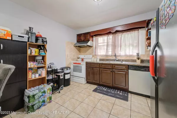 Bloomfield, NJ 07003,86 Watsessing Avenue