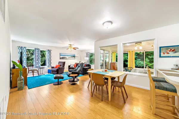 Little Egg Harbor, NJ 08087,122 E Holly Lane #304