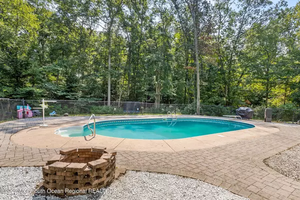 Farmingdale, NJ 07727,105 Belmar Boulevard