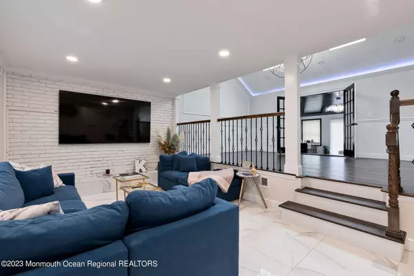 Hazlet, NJ 07730,6 N Stevens Place