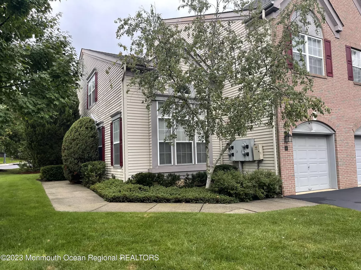 Holmdel, NJ 07733,107 Persimmon Lane #N107