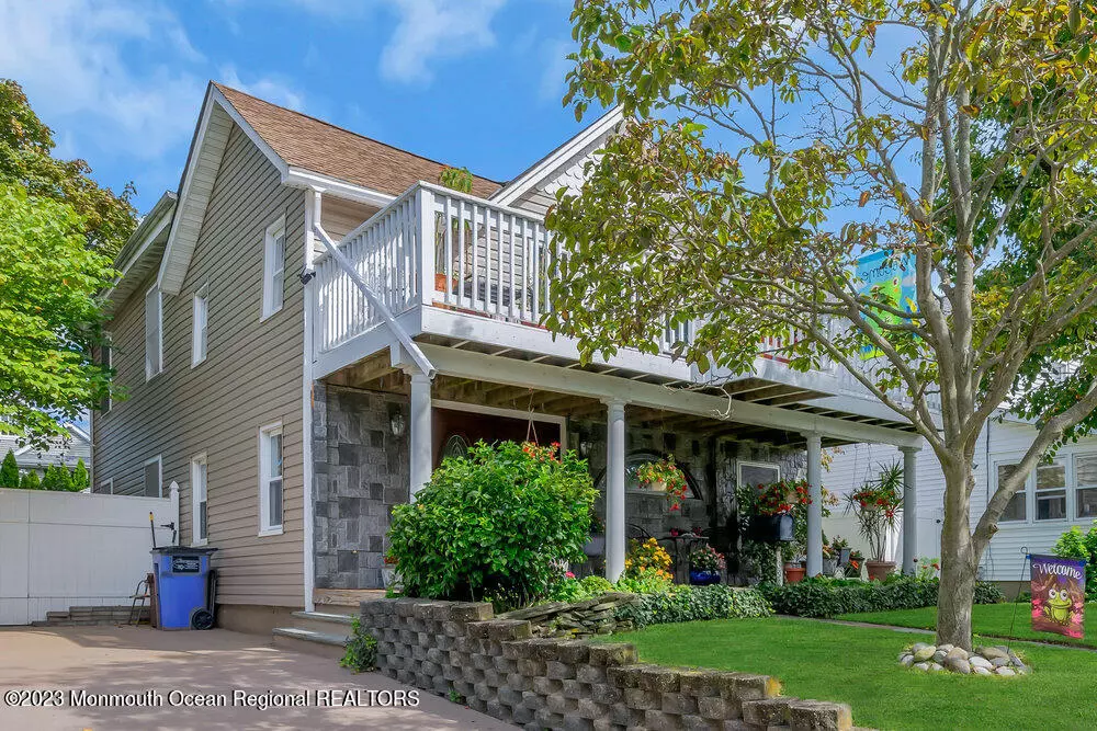 Lake Como, NJ 07719,398 New Bedford Road