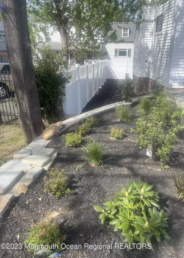 Highlands, NJ 07732,150 Navesink Avenue