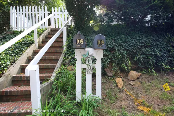 Highlands, NJ 07732,109 Valley Avenue