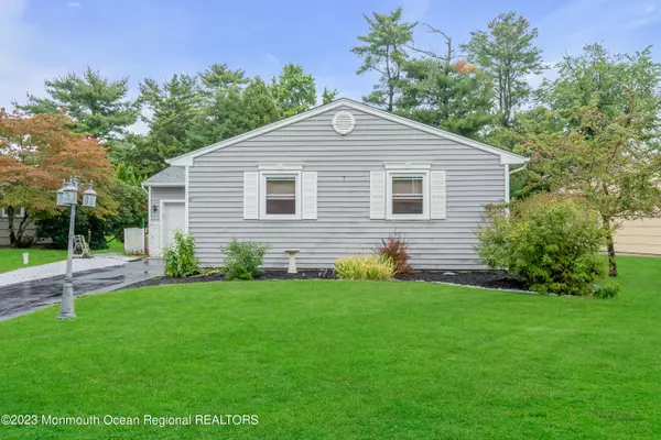 Toms River, NJ 08757,38 Edinburgh Drive