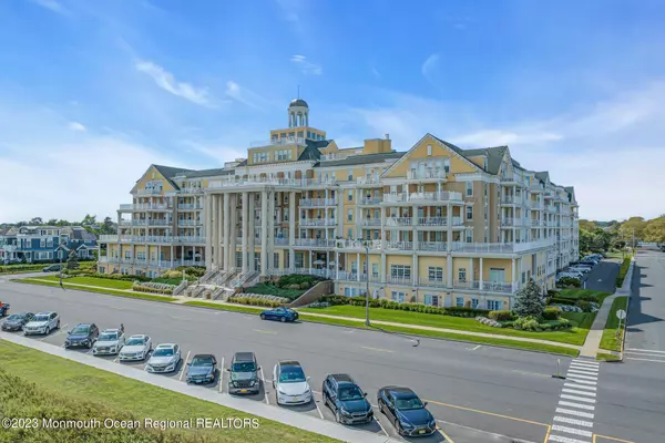 Spring Lake, NJ 07762,700 Ocean Avenue #539