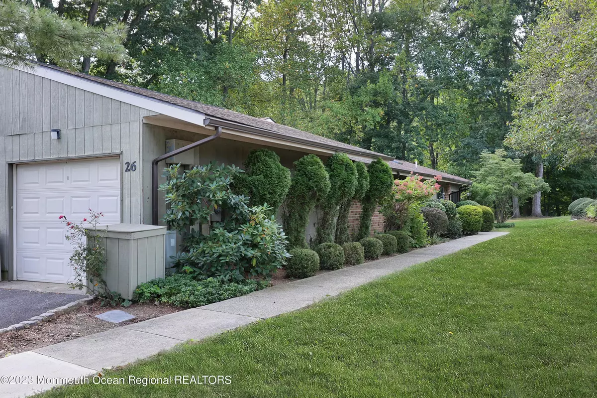 Red Bank, NJ 07701,26 Friendship Court