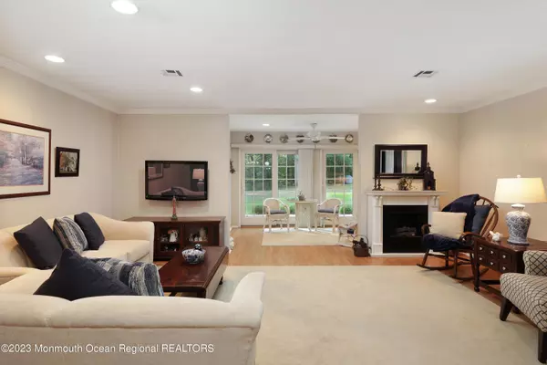 Red Bank, NJ 07701,26 Friendship Court