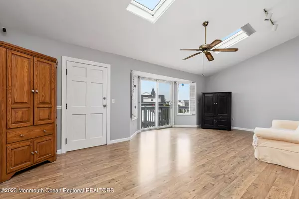 Belmar, NJ 07719,109 2nd Avenue #8B