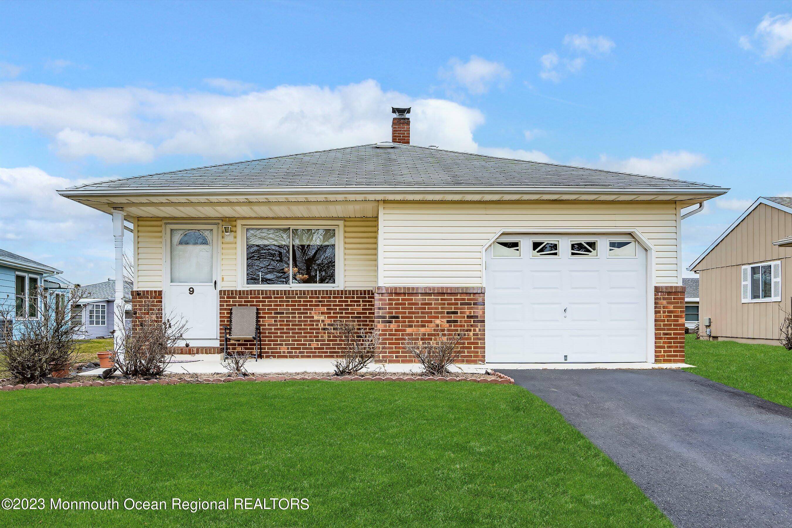 9 San Salvador Street, Toms River, NJ 08757