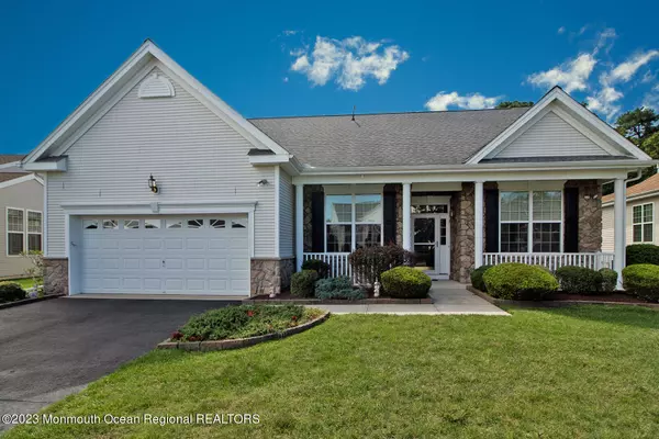 3 Lily Pond Lane, Barnegat, NJ 08005