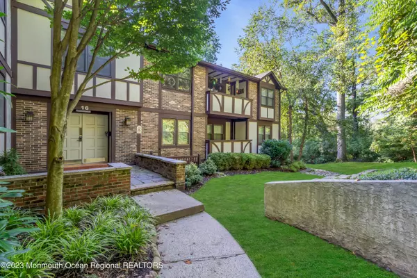 Chatham, NJ 07928,16 Heritage Drive #G