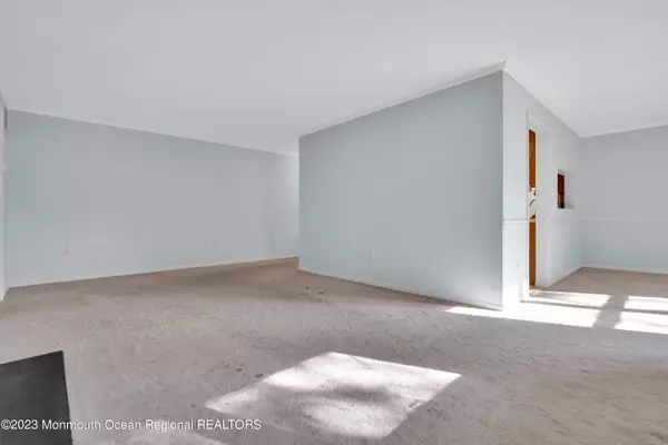 Chatham, NJ 07928,16 Heritage Drive #G