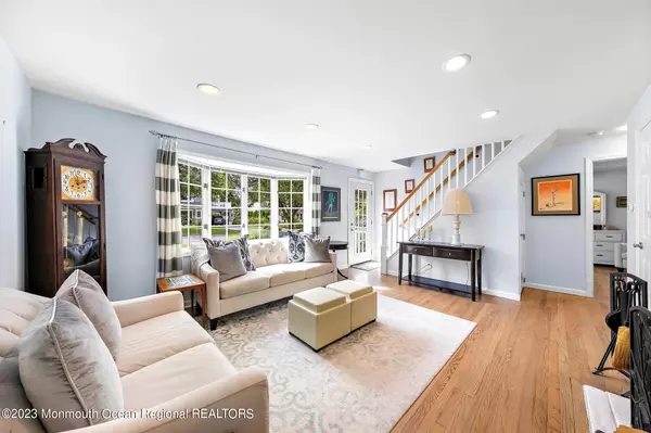 Fair Haven, NJ 07704,249 Oxford Avenue