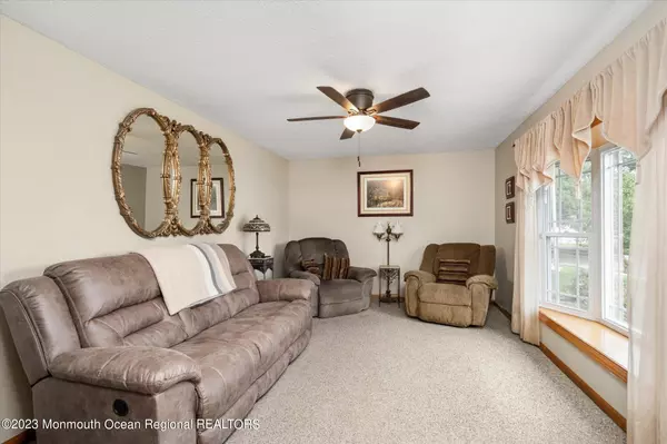 Hamilton, NJ 08620,3 Zelley Avenue