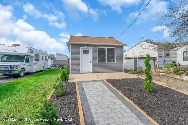 Laurence Harbor, NJ 08879,438 Brookside Avenue