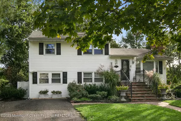 Red Bank, NJ 07701,37 Walnut Avenue