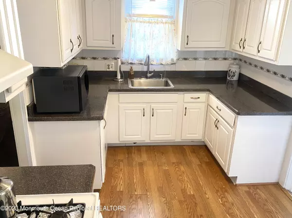 Bradley Beach, NJ 07720,415 Park Place Avenue