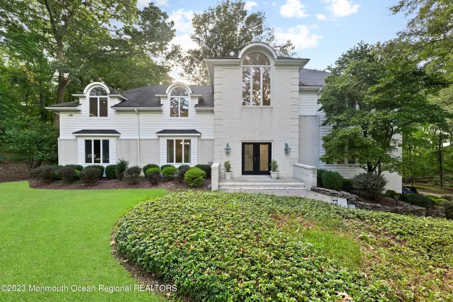 10 Perrine Circle, Millstone, NJ 08535