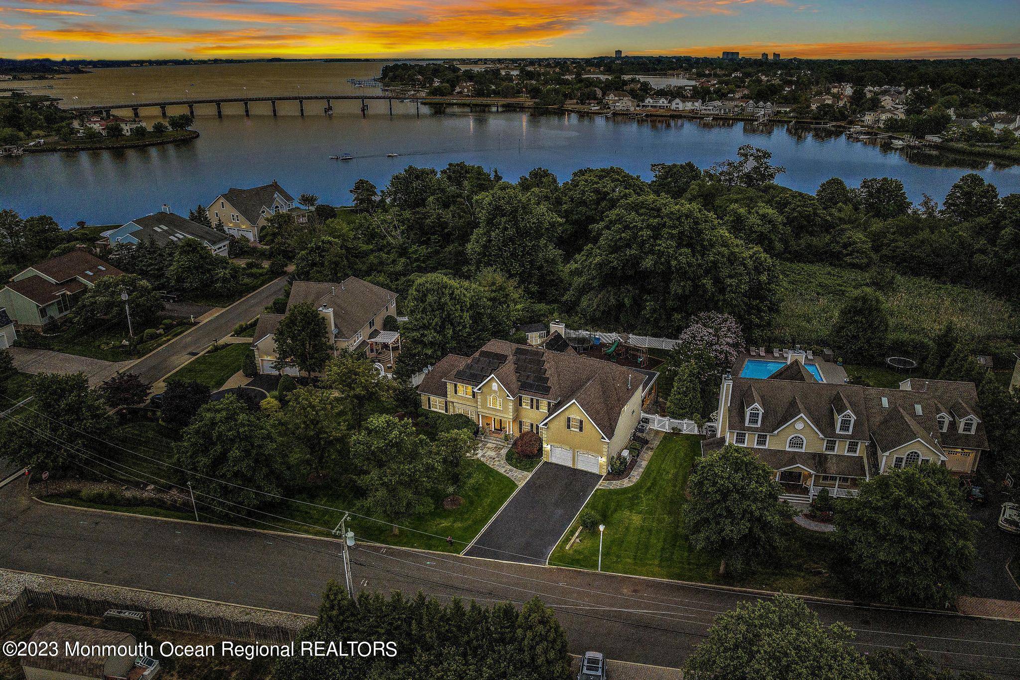 Oceanport, NJ 07757,7 Park Street